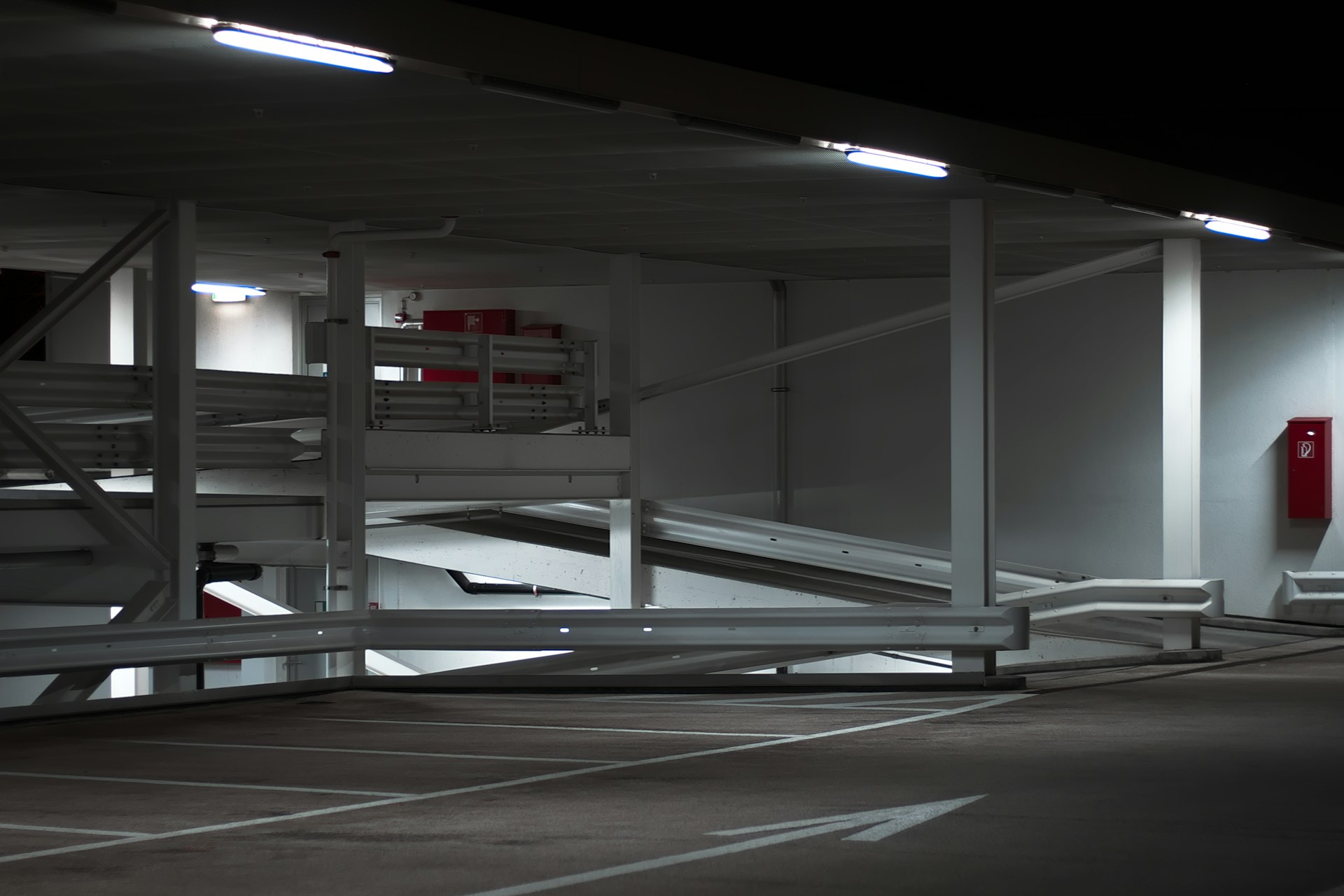 Are Cars Getting Too Big for Parking Spaces? Why Parking is Harder Now in UK and Europe 